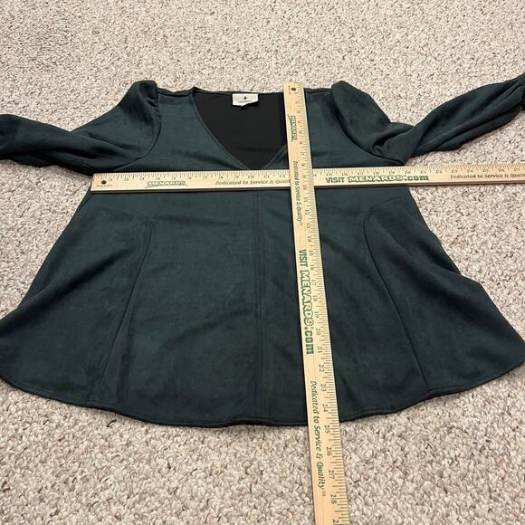 TUCKERNUCK Malachite Suede Easton Blouse Size Medium - Picture 6 of 10